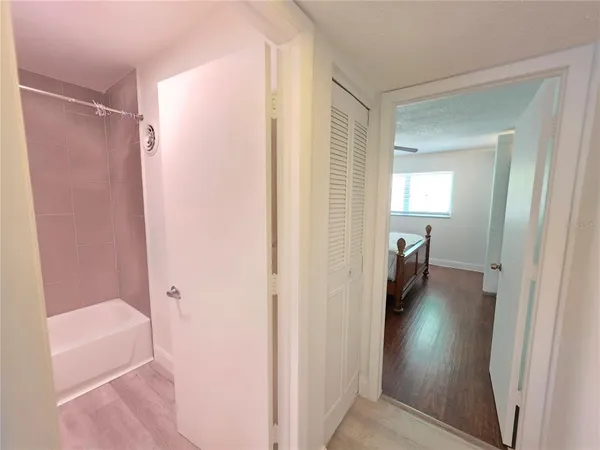 $125,900 | 2750 East Bay Drive, Unit 10E, Largo, FL 33771