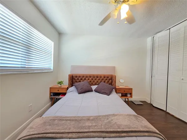 $125,900 | 2750 East Bay Drive, Unit 10E, Largo, FL 33771