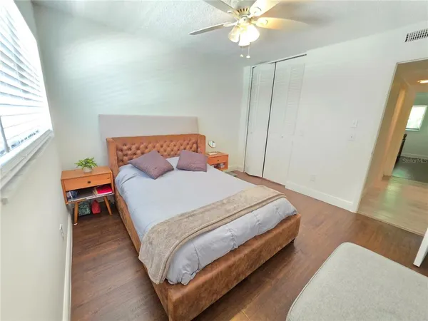 $125,900 | 2750 East Bay Drive, Unit 10E, Largo, FL 33771