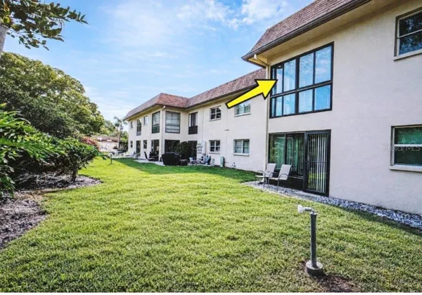 $125,900 | 2750 East Bay Drive, Unit 10E, Largo, FL 33771