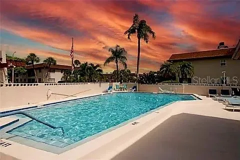 $125,900 | 2750 East Bay Drive, Unit 10E, Largo, FL 33771
