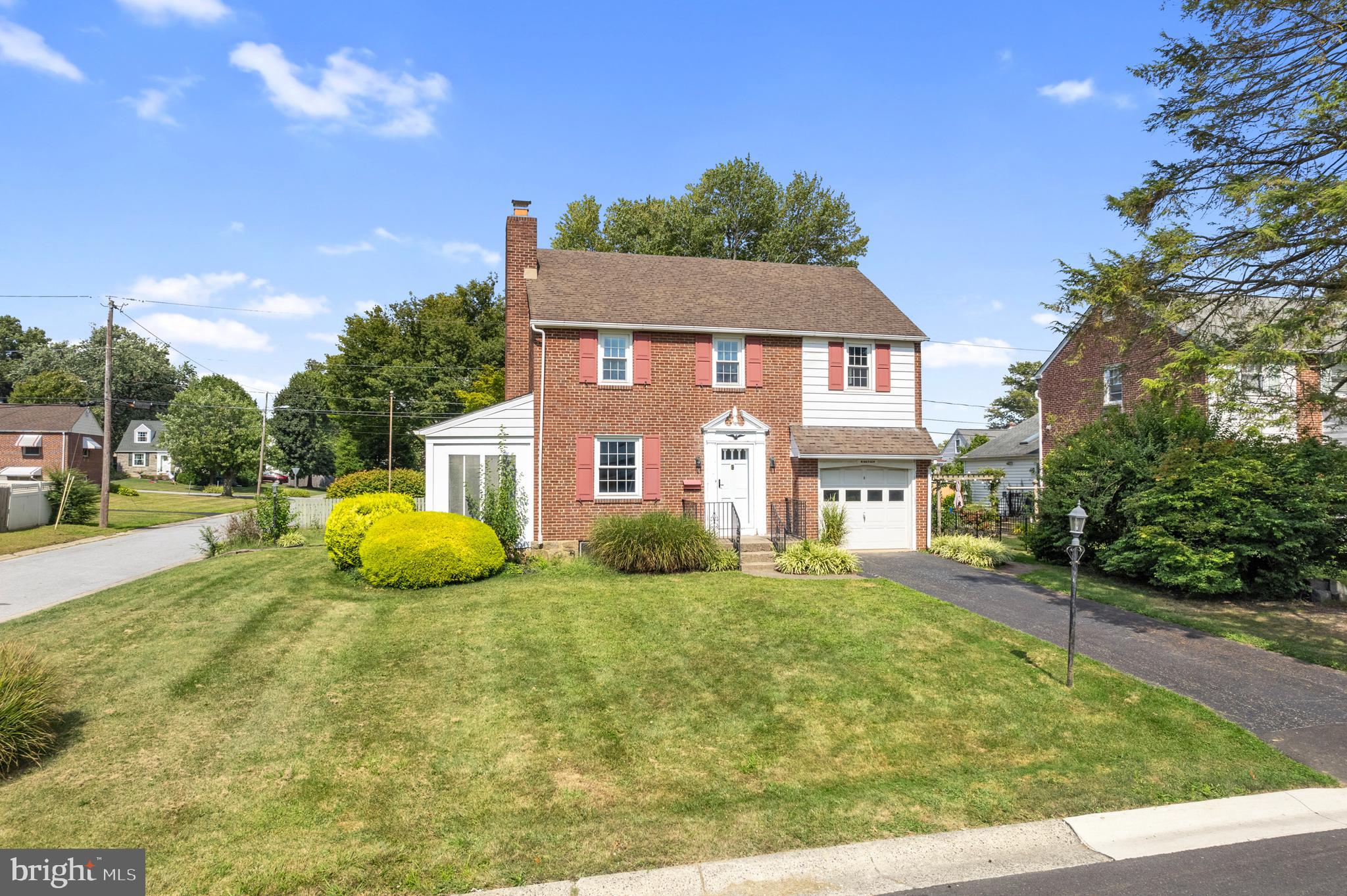 19 Rolling Road Claymont, DE 19703 - Photo 3 of 28 Gallery Image 3