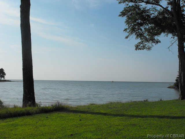 369 Hopedale Farm Road Reedville, VA 22539 - Photo 13 of 26