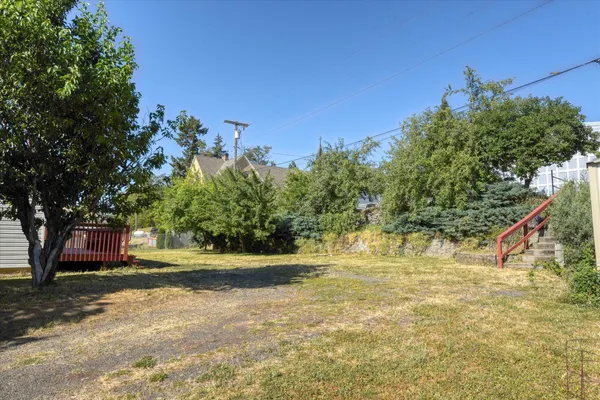 $375,000 | 320 South Ramsey Street, Tekoa, WA 99033