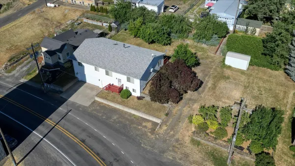 $375,000 | 320 South Ramsey Street, Tekoa, WA 99033