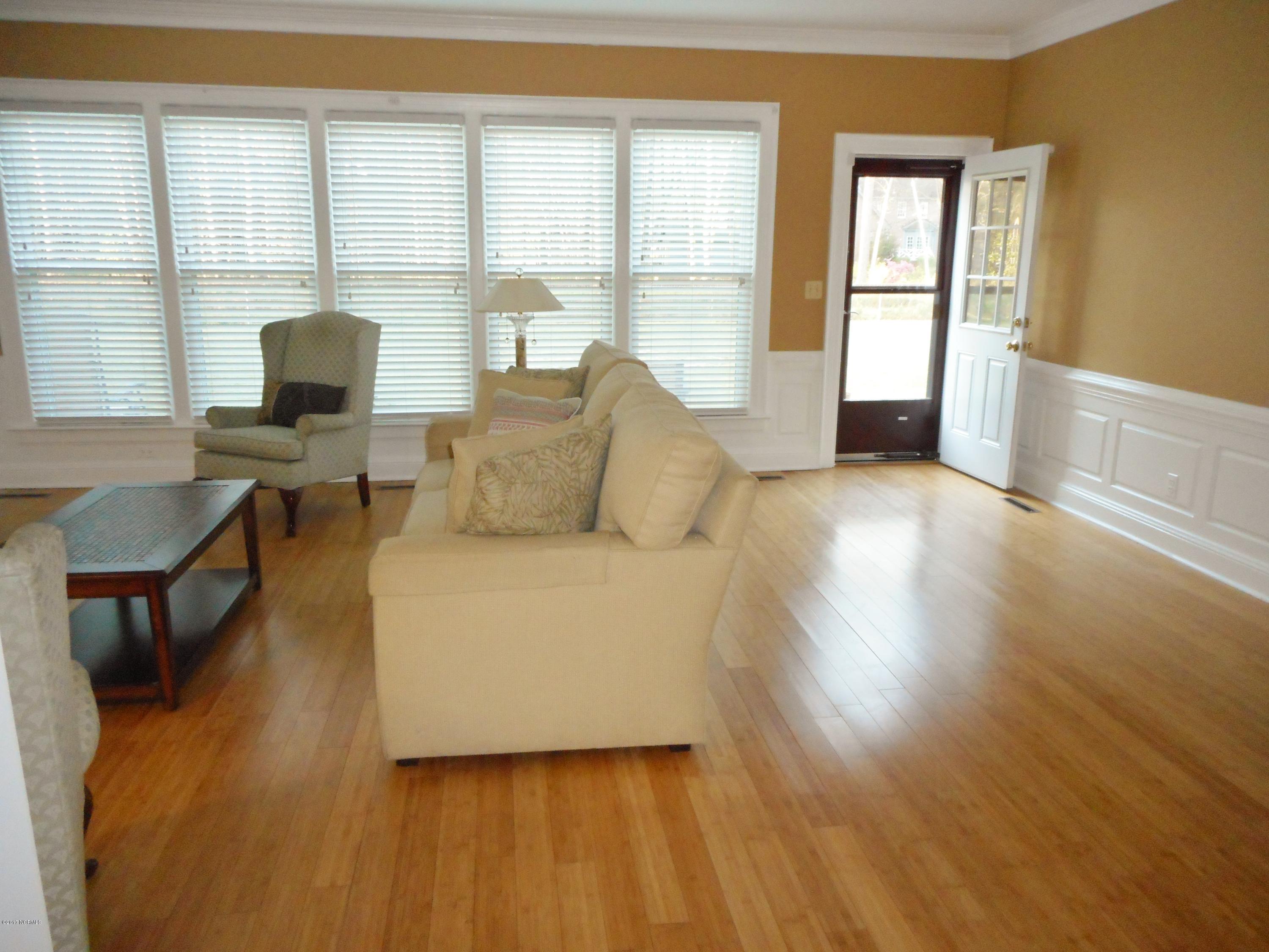 3633 Winstead Road Rocky Mount, NC 27804 - Photo 12 of 43 Greatroom
