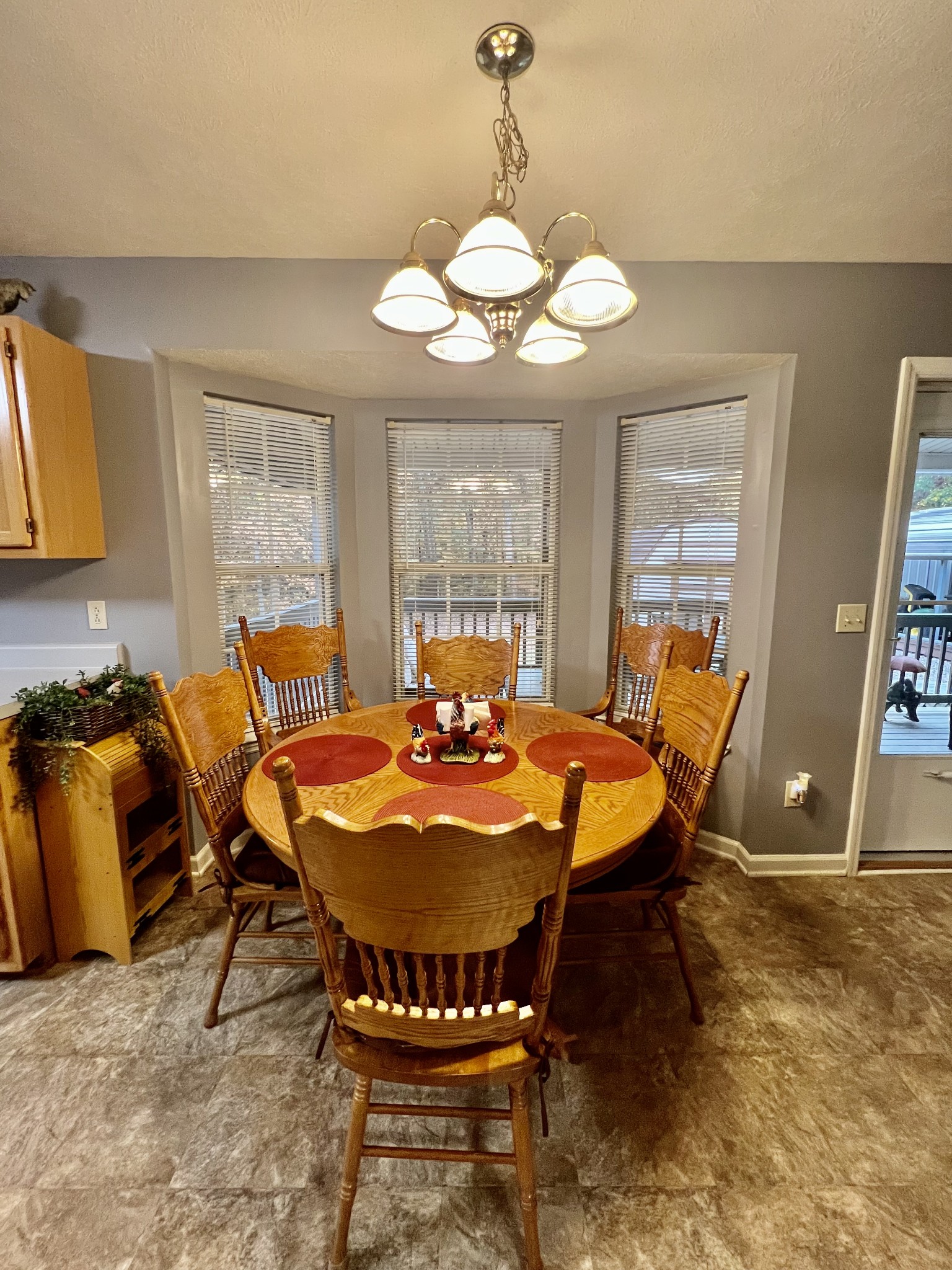 184 Gaskins Road Dickson, TN 37055 - Photo 9 of 18 a view of a dining room with furniture and chandelier