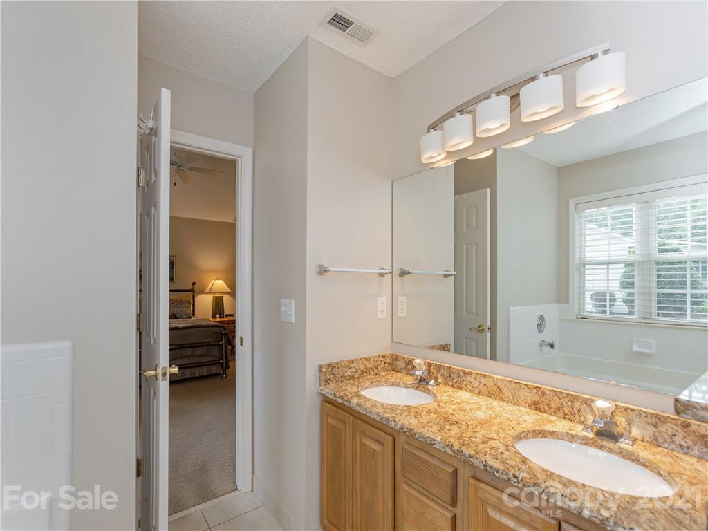 128 Stonehollow Road Fletcher, NC 28732 - Photo 14 of 24