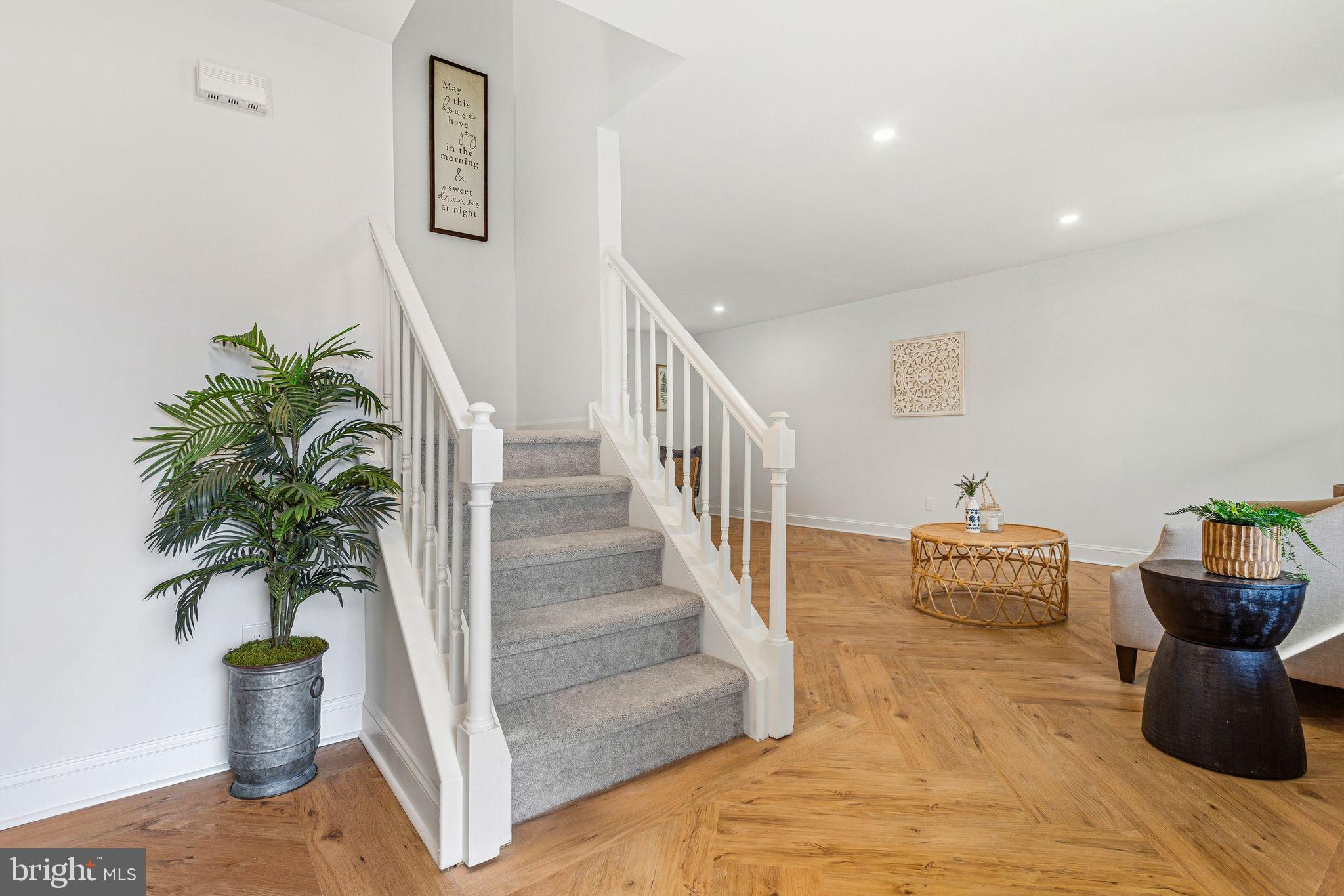 15162 Wayside Road Philadelphia, PA 19116 - Photo 2 of 34 a view of entryway and hall
