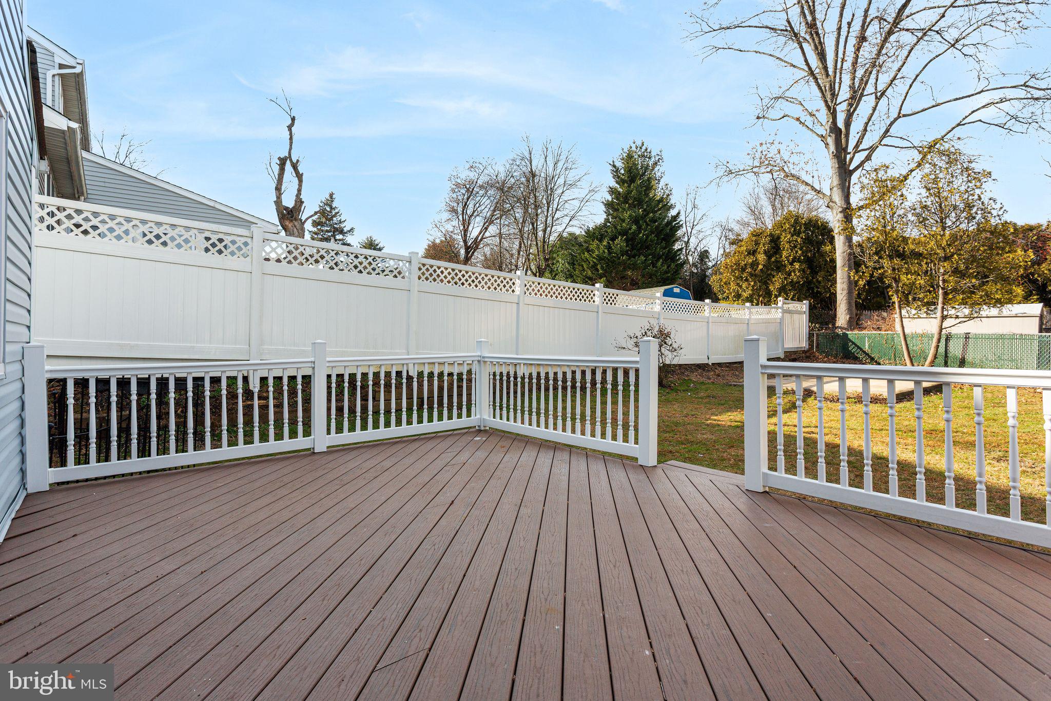 15162 Wayside Road Philadelphia, PA 19116 - Photo 32 of 34 a view of a balcony with wooden floor