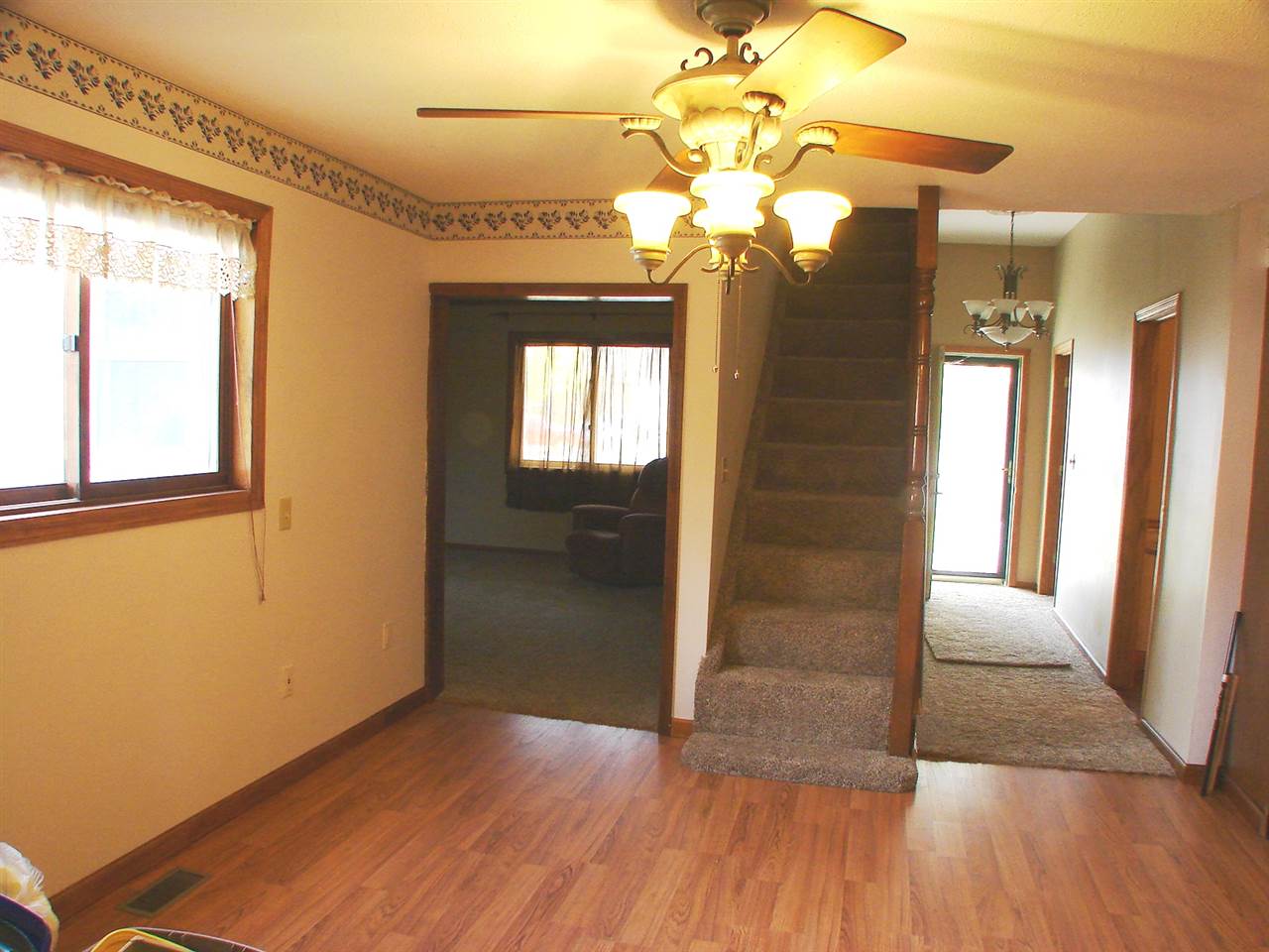 210 South Main Street Ithaca, MI 48847 - Photo 15 of 43 1808083-14.JPG