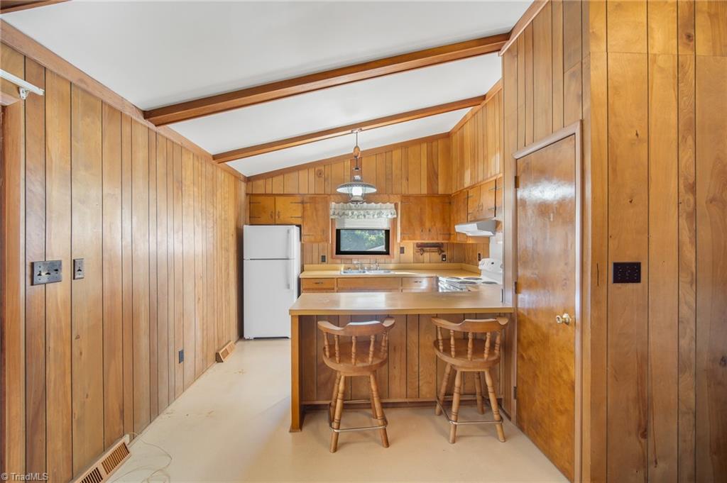 402 Spillman Road Mocksville, NC 27028 - Photo 9 of 16