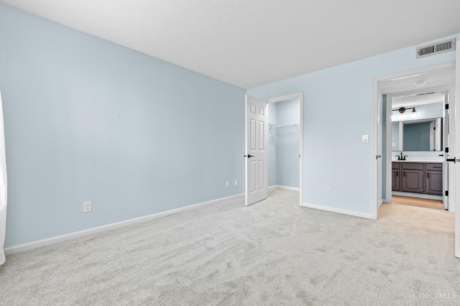 10555 Montgomery Road, Unit 5 Montgomery, OH 45242 - Photo 23 of 30