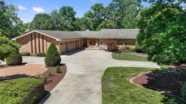 $1,250,000 | 5N750 Medinah Road, Medinah, IL 60157
