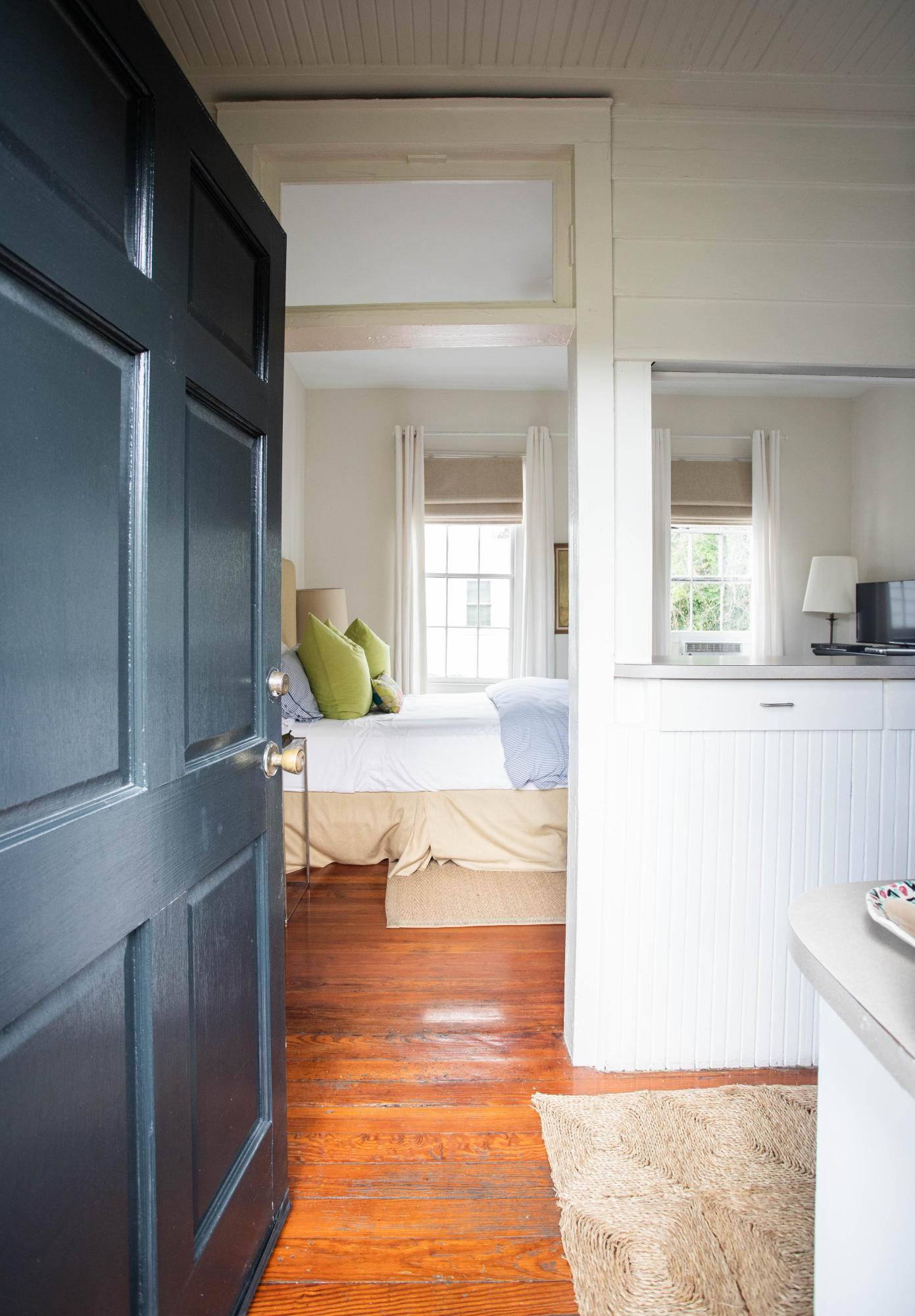 25 John Street Charleston, SC 29403 - Photo 49 of 57 B&B studio apartment