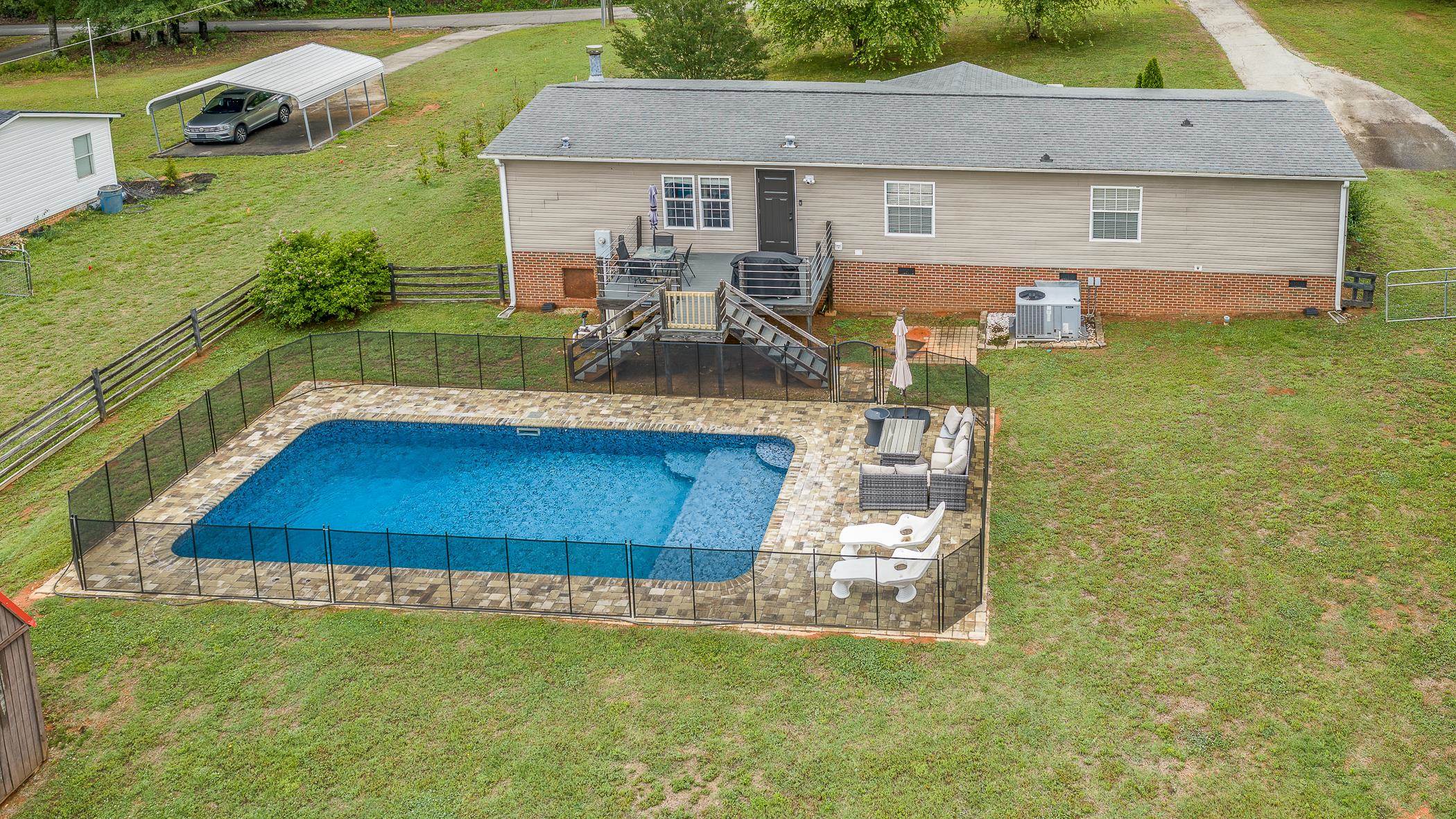 247 Perry Road Greer, SC 29651 - Photo 30 of 41 Gallery Image 30