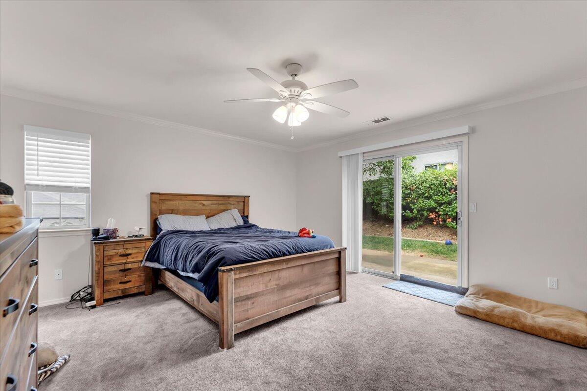 4597 Lynbrook Loop Redding, CA 96003 - Photo 14 of 36 Unit 1 - Primary suite