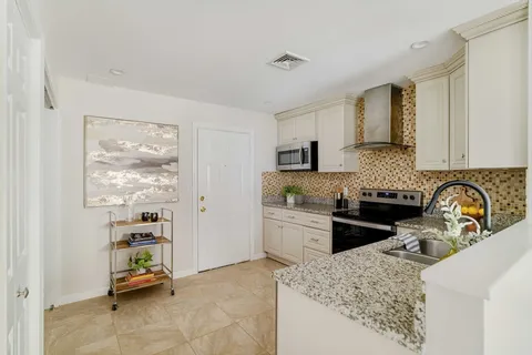$599,000 | 506 Gazebo Circle, Unit 506, Reading, MA 01867