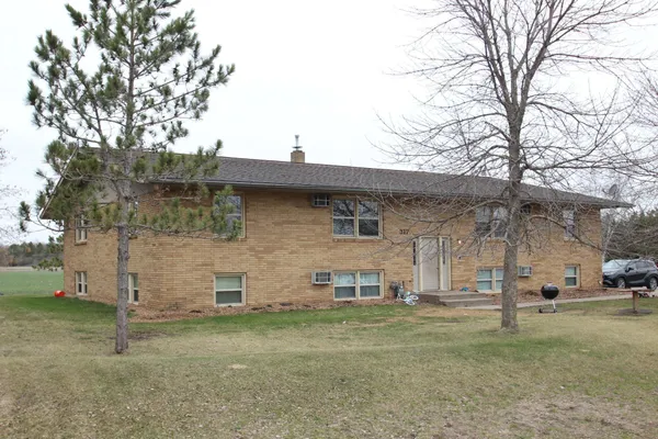 $999,900 | 314 County Road 8, Rockville, MN 56320