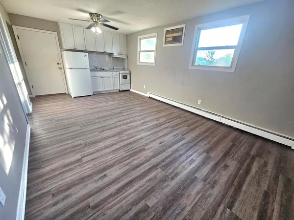 $999,900 | 314 County Road 8, Rockville, MN 56320