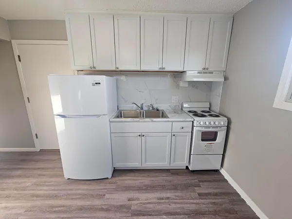 $999,900 | 314 County Road 8, Rockville, MN 56320