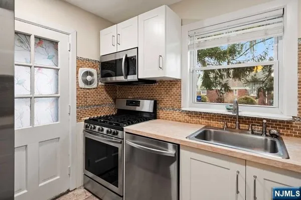 $4,500 | 2-10 Saddle River Road, Fair Lawn, NJ 07410