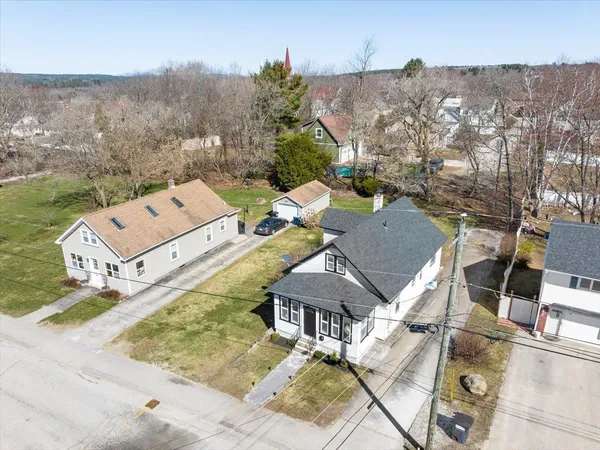$379,000 | 10 Cross Street, Allenstown, NH 03275