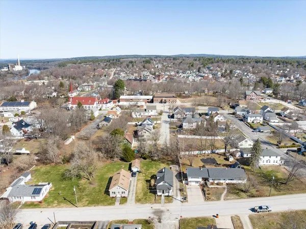 $379,000 | 10 Cross Street, Allenstown, NH 03275