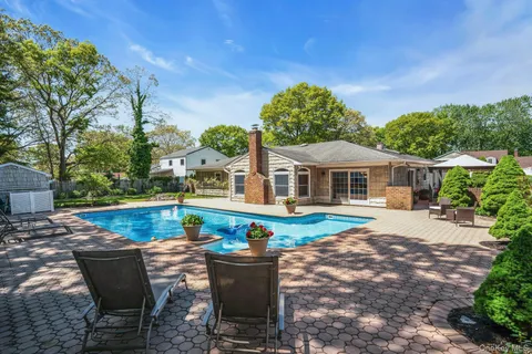 $749,000 | 17 Priscilla Avenue, Holtsville, NY 11742