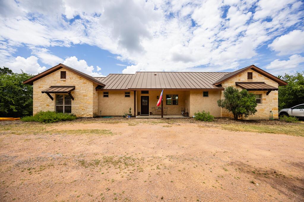 127 Robert E Lee Road Southwest Hunt, TX 78024 - Photo 12 of 35 Front