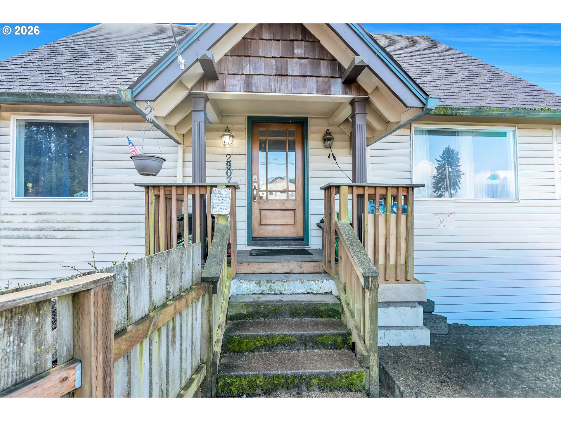 2907 Columbia Heights Road Longview, WA 98632 - Photo 4 of 47
