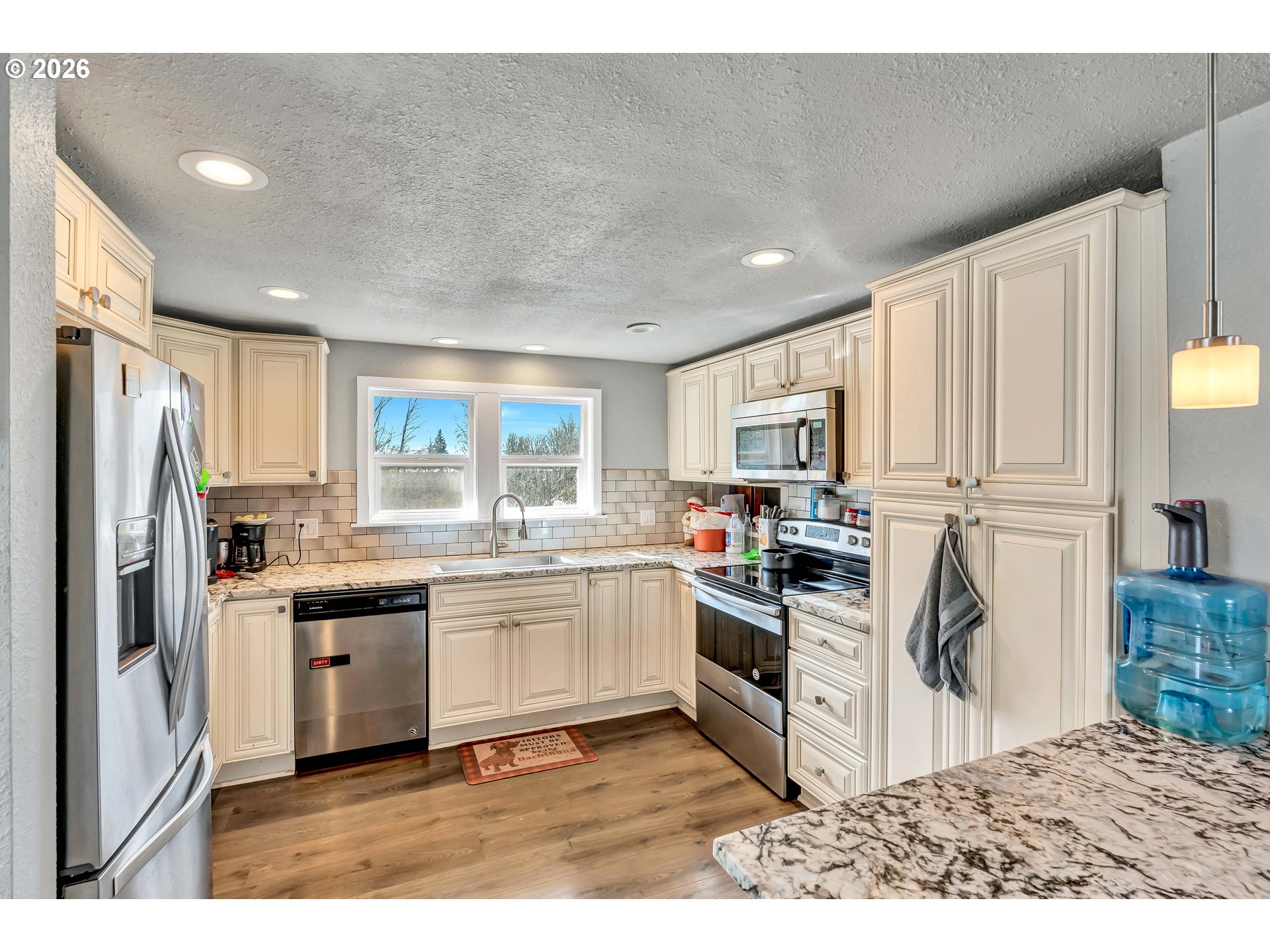 2907 Columbia Heights Road Longview, WA 98632 - Photo 10 of 47