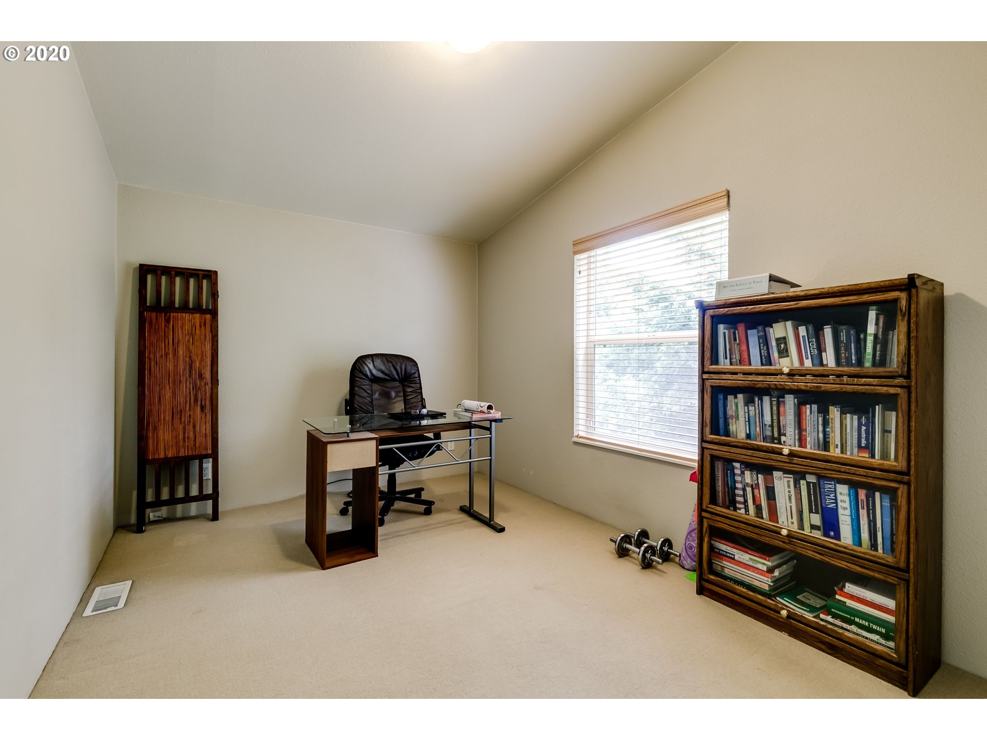 4396 Dillard Road Eugene, OR 97405 - Photo 16 of 22 Gallery Image 16