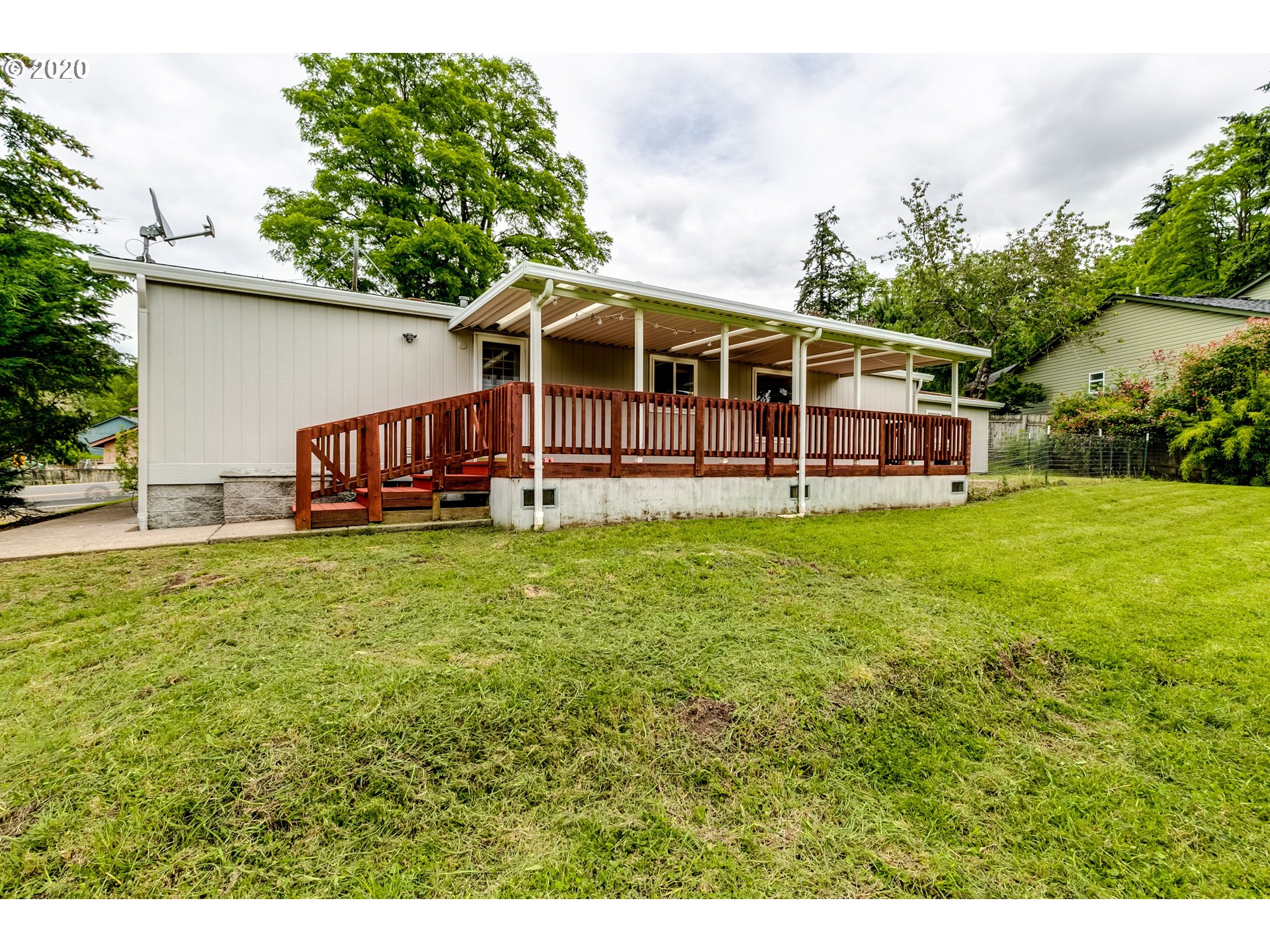 4396 Dillard Road Eugene, OR 97405 - Photo 18 of 22 Gallery Image 18