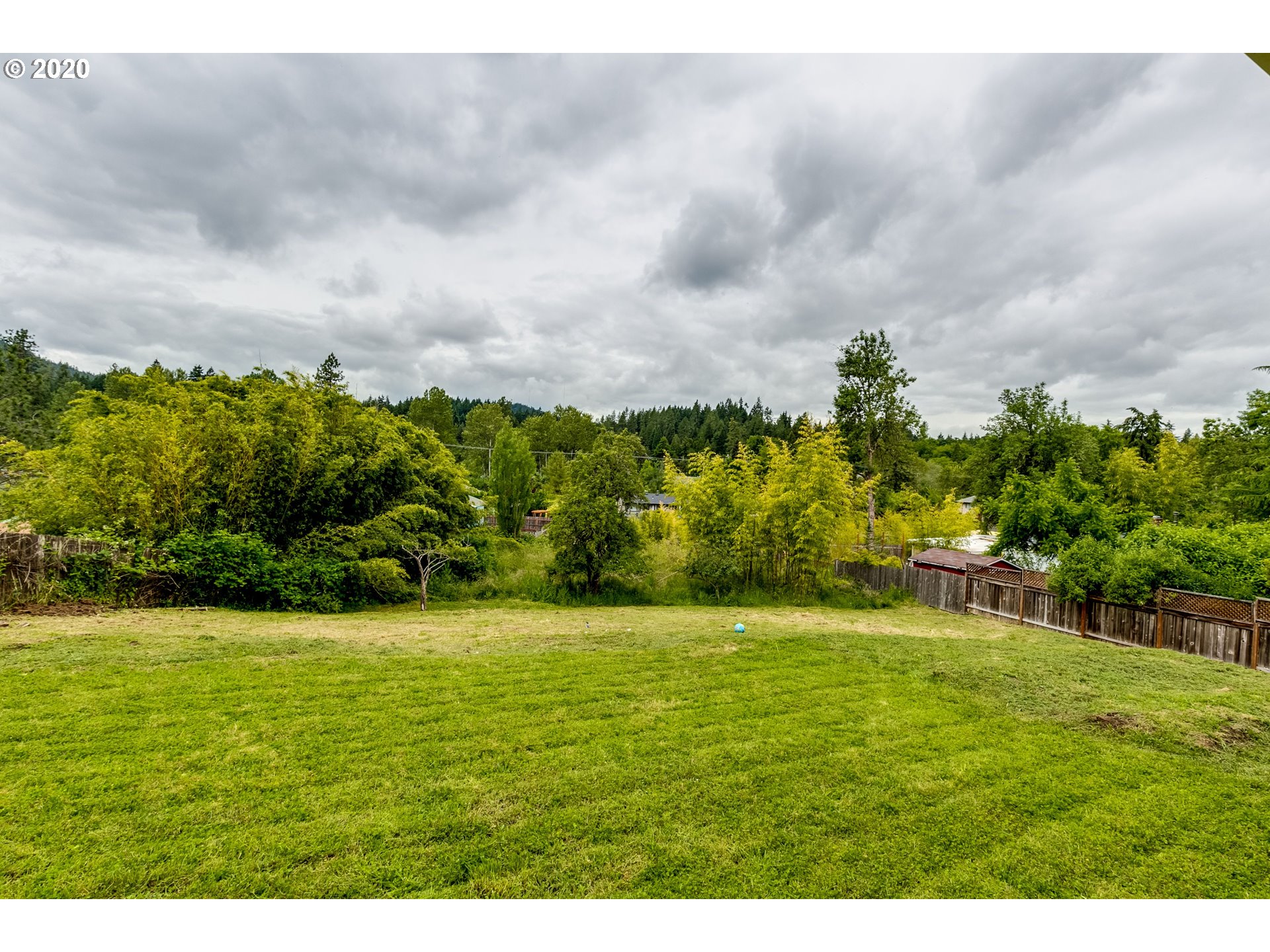 4396 Dillard Road Eugene, OR 97405 - Photo 19 of 22 Gallery Image 19