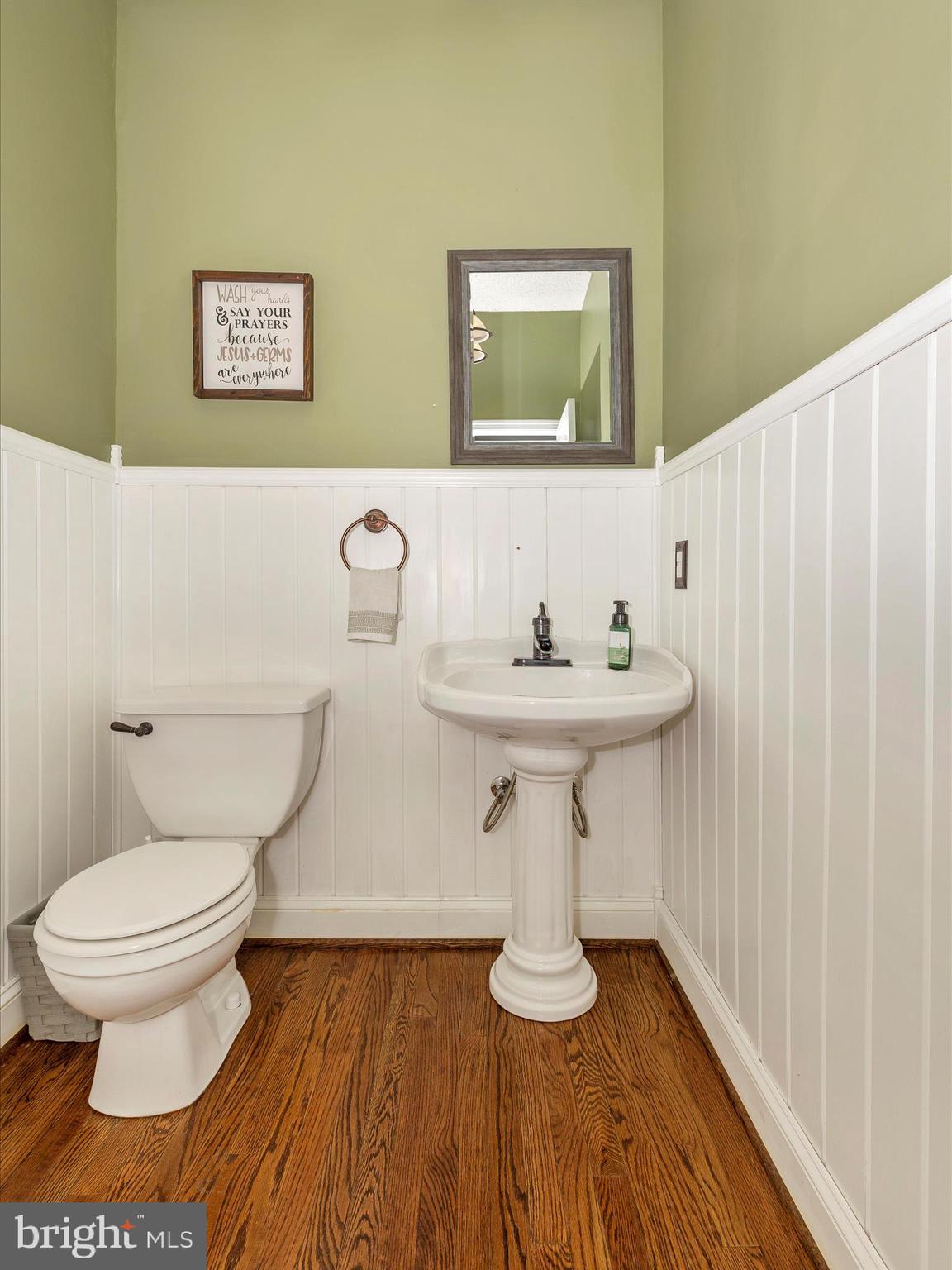 12030 Coppermine Road Union Bridge, MD 21791 - Photo 16 of 52 Powder Room
