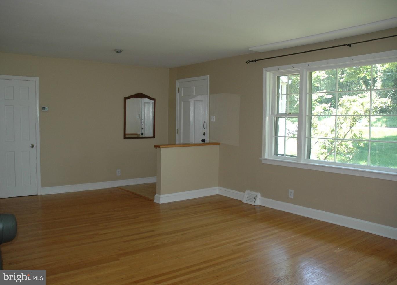 223 Cassatt Road Berwyn, PA 19312 - Photo 4 of 22