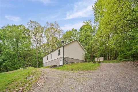 $265,000 | 107 Erbes Lane, Mars, PA 16046