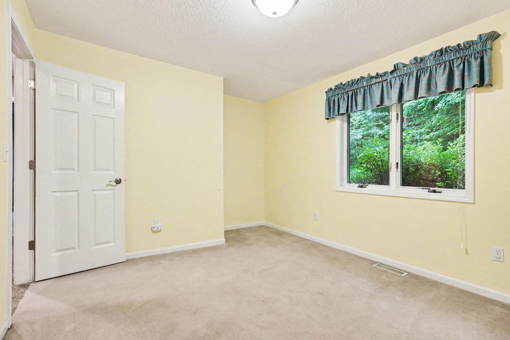 3598 West Schultz Road La Porte, IN 46350 - Photo 15 of 33 2038x1359
