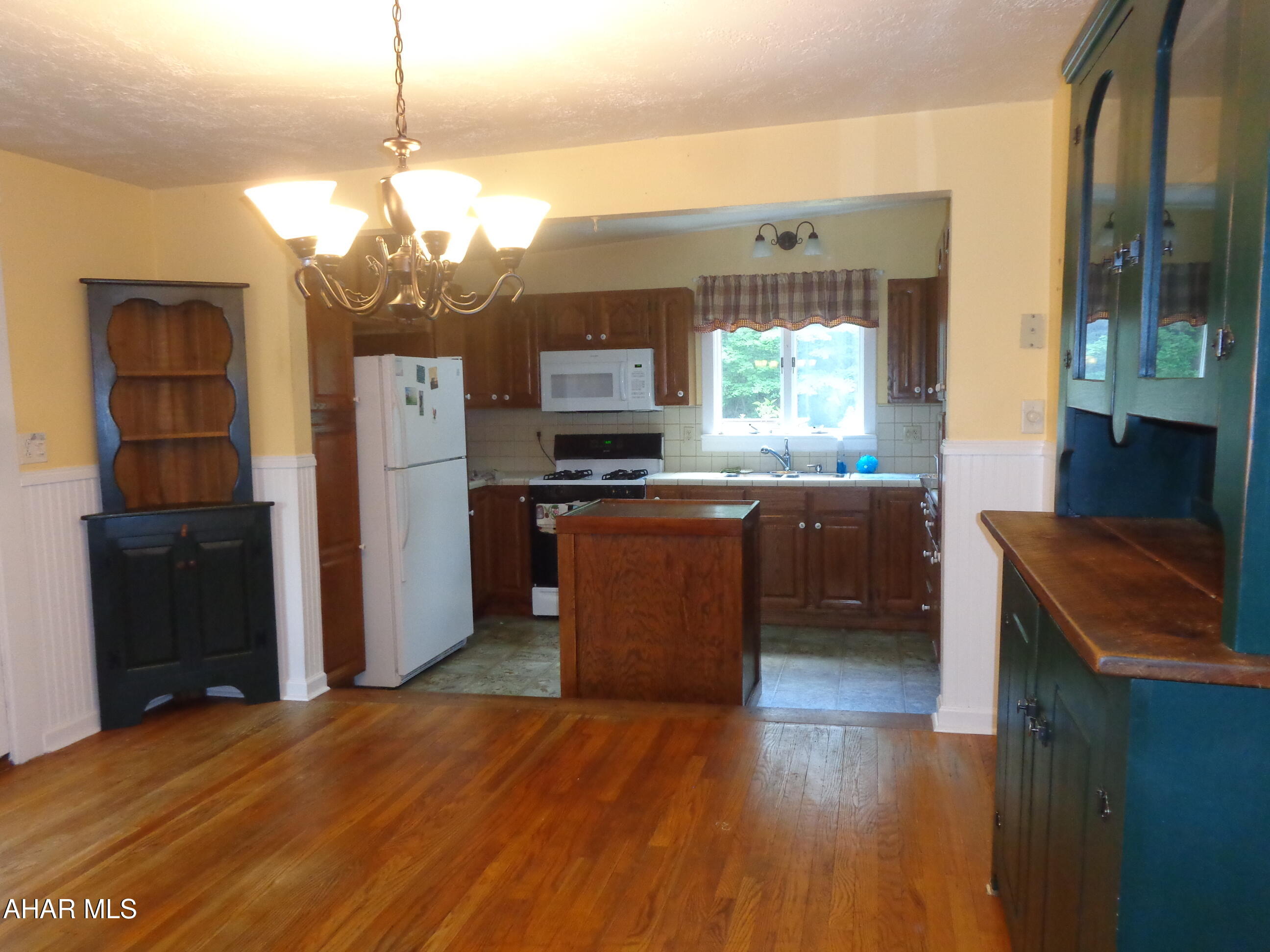 1305 Dry Run Road Duncansville, PA 16635 - Photo 7 of 50