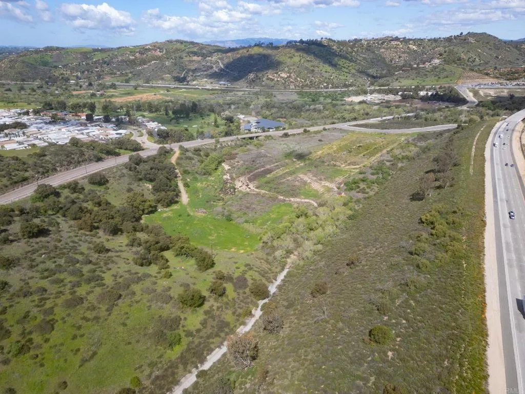 3309 San Rey Bonsall, CA 92003 - Photo 7 of 16
