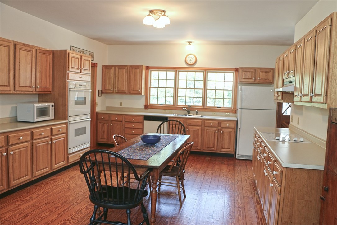 962 Post Road South Kingstown, RI 02879 - Photo 12 of 45