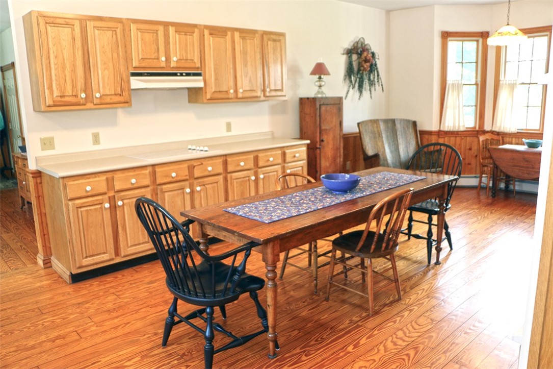 962 Post Road South Kingstown, RI 02879 - Photo 13 of 45