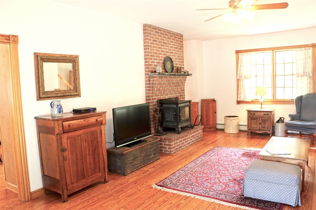 962 Post Road South Kingstown, RI 02879 - Photo 17 of 45