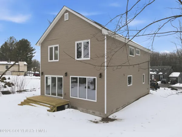 $440,000 | 48 Grandview Drive, Lake Ariel, PA 18436