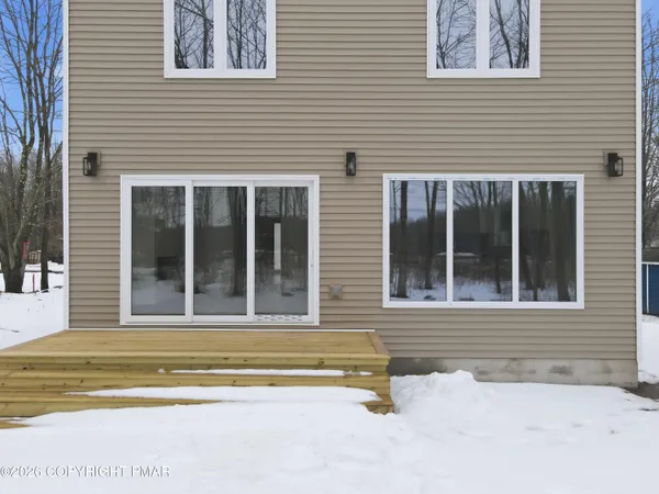 $440,000 | 48 Grandview Drive, Lake Ariel, PA 18436