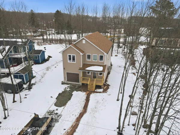 $440,000 | 48 Grandview Drive, Lake Ariel, PA 18436