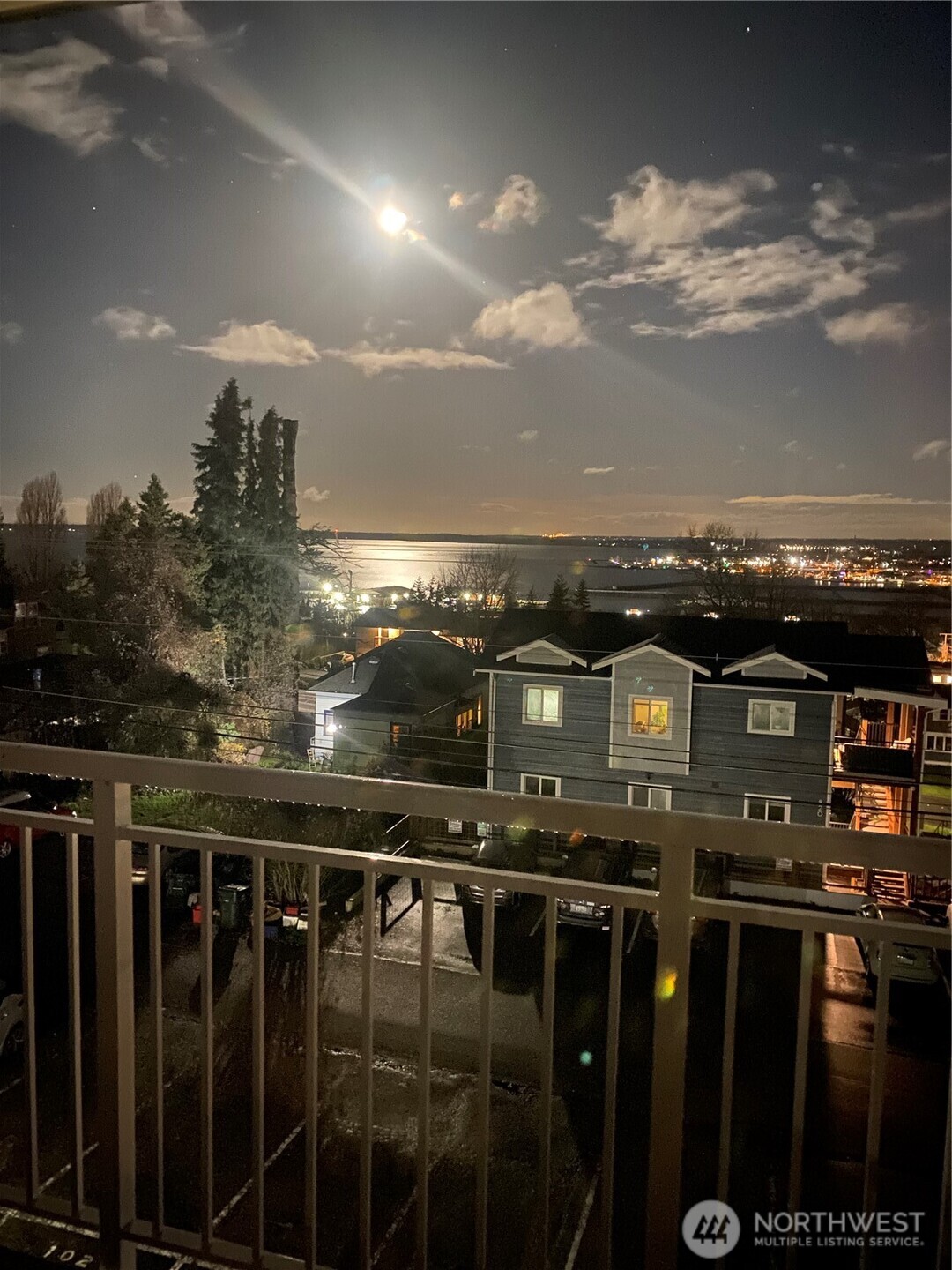 819 High Street, Unit 317 Bellingham, WA 98225 - Photo 29 of 39