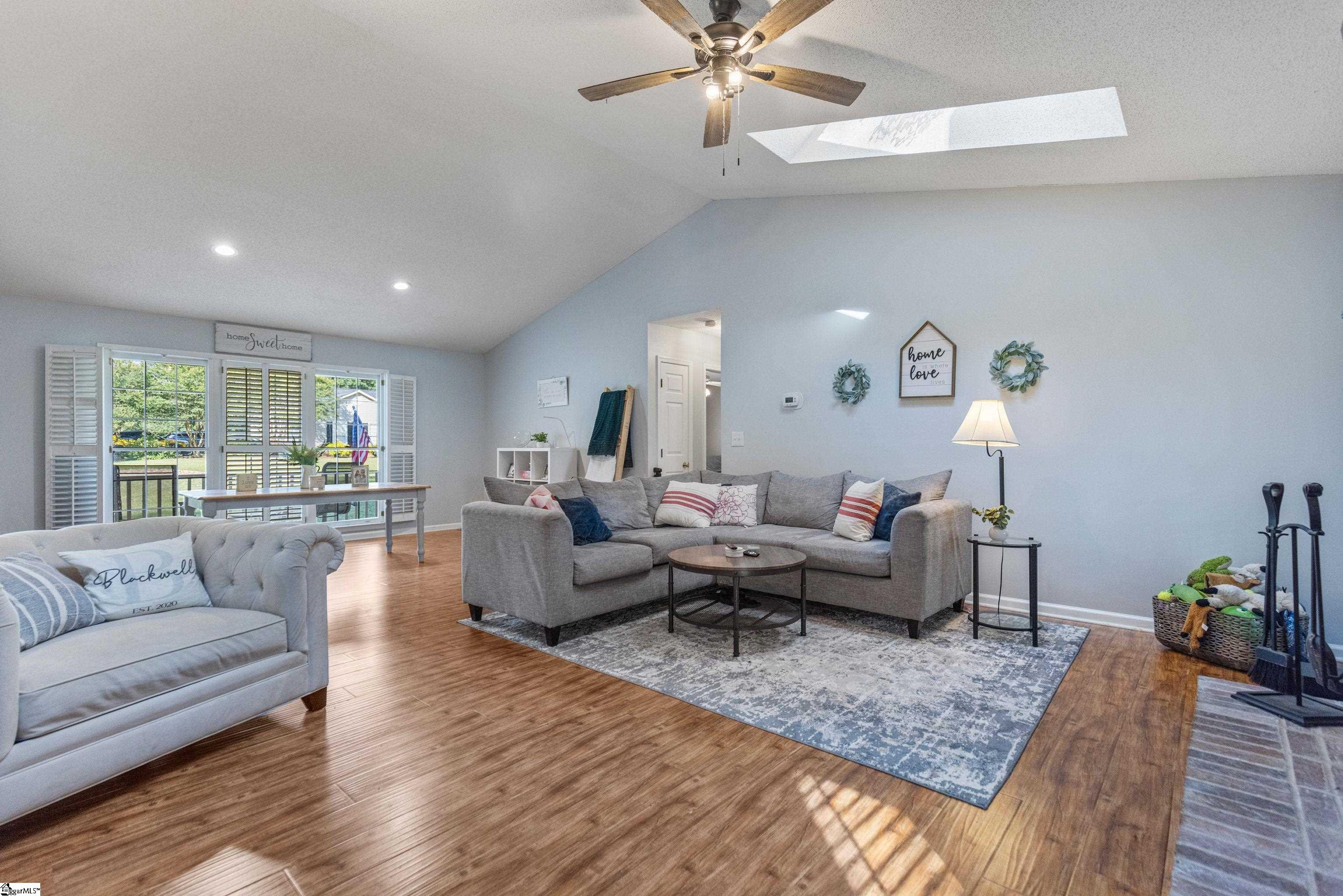11 McBee Chapel Road Mauldin, SC 29662 - Photo 3 of 25 Gallery Image 3