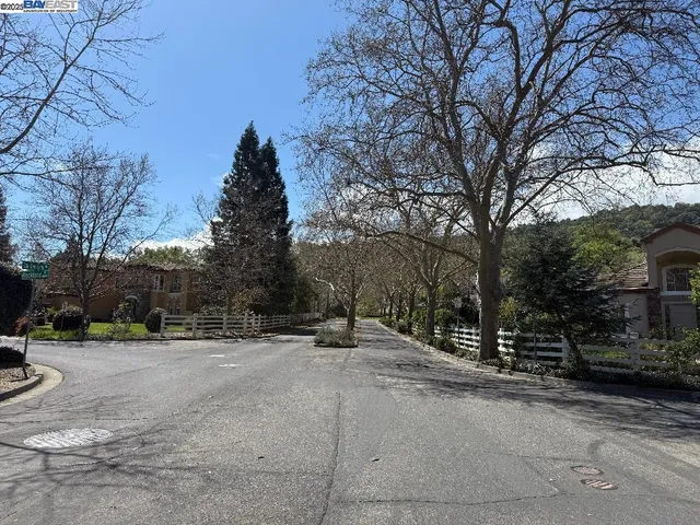 $2,000,000 | 8272 Sassafras Court, Pleasanton, CA 94566